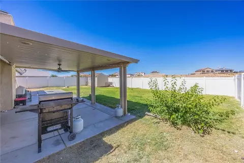 Exterior - 14742 Rivers Edge Rd, Helendale, CA 92342 photo 4 of 6