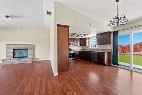 Living - 1152 Borrego, Barstow, CA 92311 photo 4 of 4
