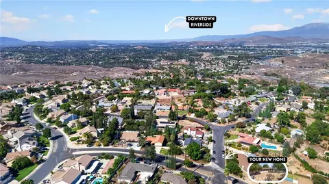 View/Area - 20401 Stanford Ave, Riverside, CA 92507 photo 4 of 5