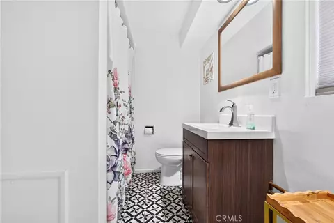 Bath - 20401 Stanford Ave, Riverside, CA 92507 photo 1 of 5
