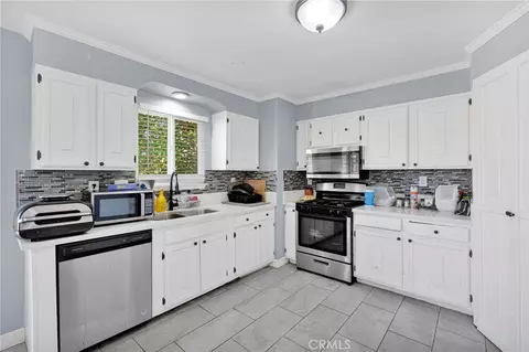 Other - 11425 Kiowa Rd, Apple Valley, CA 92308 photo 11 of 18