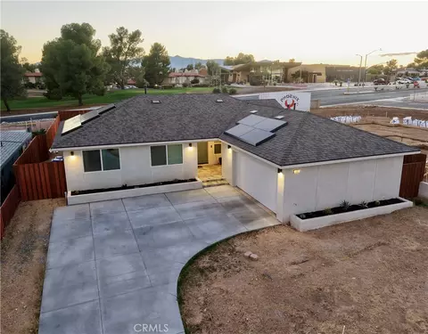 14138 Wimbleton, Victorville, CA 92395