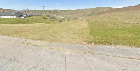 14777 Flintstone Dr, Lake Hughes, CA 93532