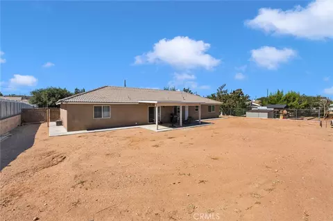 Exterior - 9357 Jacaranda Ave, Hesperia, CA 92345 photo 6 of 7