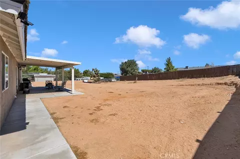 Exterior - 9357 Jacaranda Ave, Hesperia, CA 92345 photo 7 of 7