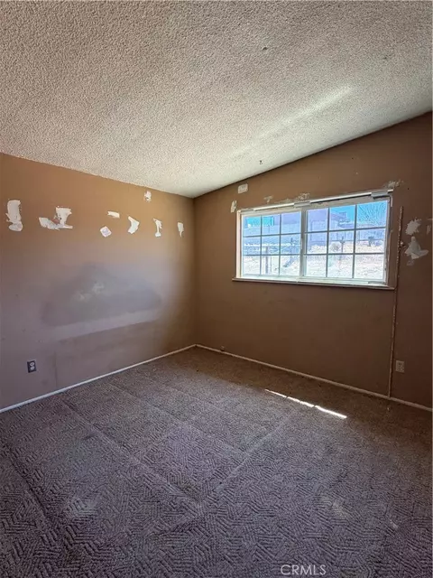 Bedroom - 25515 Cheryle, Barstow, CA 92311 photo 4 of 5
