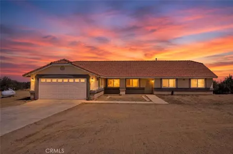 Exterior - 9352 Cedar St, Phelan, CA 92371 photo 1 of 7
