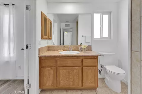 Bath - 9352 Cedar St, Phelan, CA 92371 photo 1 of 8