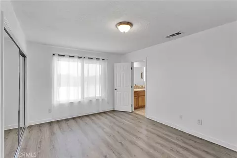 Bedroom - 9352 Cedar St, Phelan, CA 92371 photo 2 of 9