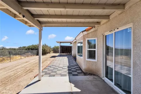 Exterior - 9352 Cedar St, Phelan, CA 92371 photo 5 of 7