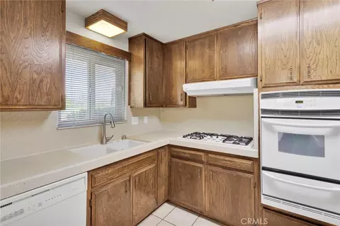 Kitchen - 11919 11th, Hesperia, CA 92345 photo 5 of 5