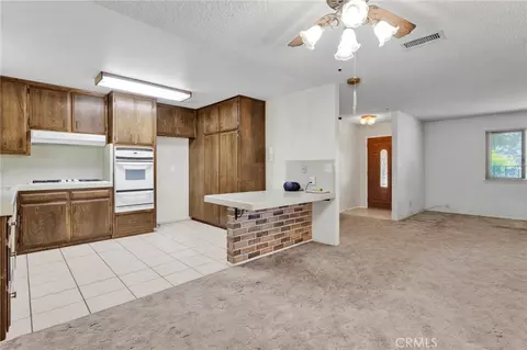 Living - 11919 11th, Hesperia, CA 92345 photo 8 of 9