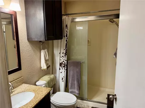 Bath - 21064 Sioux, Apple Valley, CA 92308 photo 1 of 1