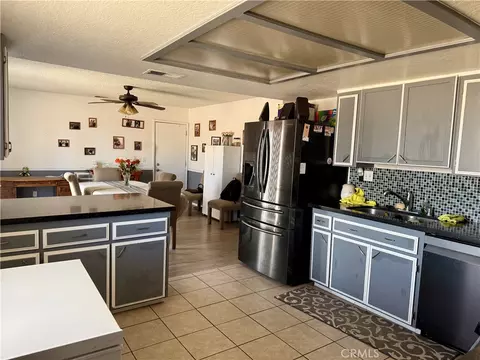 Kitchen - 21064 Sioux, Apple Valley, CA 92308 photo 1 of 2