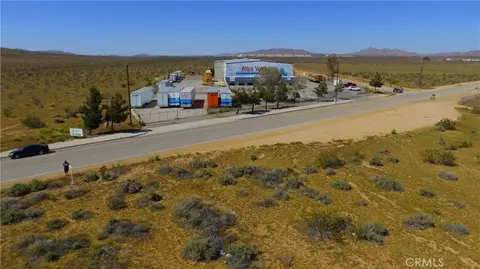 46338151 Corwin Rd, Apple Valley, CA 92307 photo 2