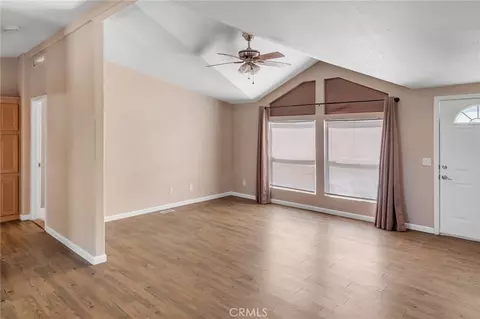 12945 Smith Rd, Phelan, CA 92371 photo 5