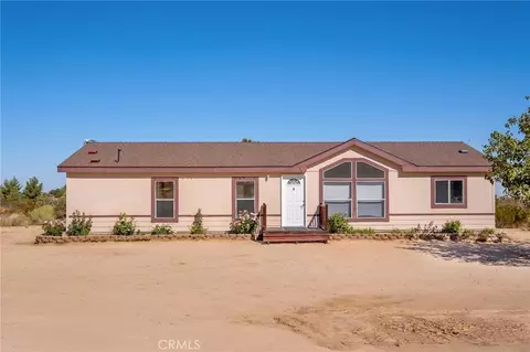 12945 Smith Rd, Phelan, CA 92371 photo 2