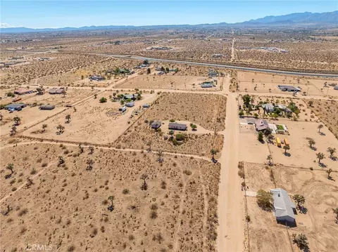 12945 Smith Rd, Phelan, CA 92371 photo 41