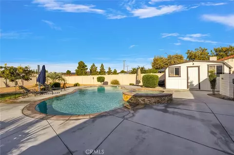 Exterior - 20360 Ituma, Apple Valley, CA 92308 photo 6 of 17