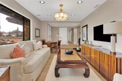 Living - 20360 Ituma, Apple Valley, CA 92308 photo 2 of 4