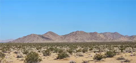 800 Powerline Rd Near, Lucerne Valley, CA 92356