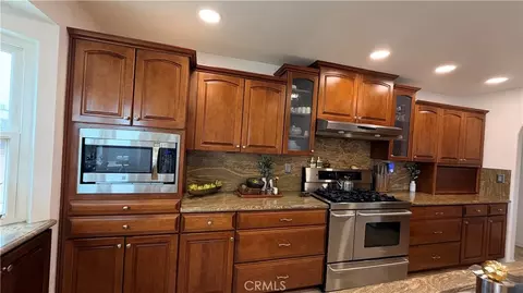 Kitchen - 9275 Rattlesnake, Phelan, CA 92371 photo 1 of 6