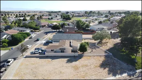 View/Area - 27400 Cloverleaf Ln, Helendale, CA 92342 photo 2 of 11