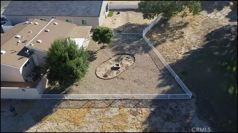 View/Area - 27400 Cloverleaf Ln, Helendale, CA 92342 photo 9 of 11