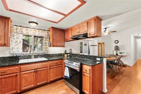Kitchen - 5399 Lone Pine Cyn, Wrightwood, CA 92397 photo 2 of 3