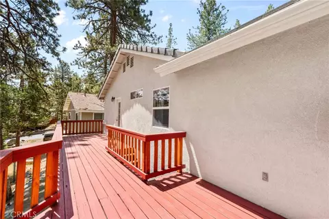 Exterior - 5399 Lone Pine Cyn, Wrightwood, CA 92397 photo 5 of 12