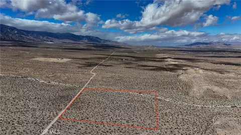763 Bauer Rd, Lucerne Valley, CA 92356 photo 3