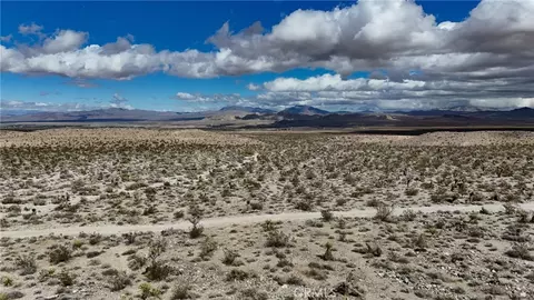 763 Bauer Rd, Lucerne Valley, CA 92356 photo 7