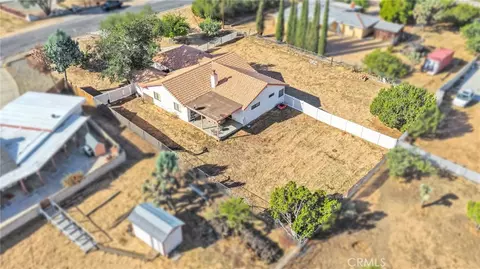 View/Area - 18146 Orange, Hesperia, CA 92345 photo 8 of 11