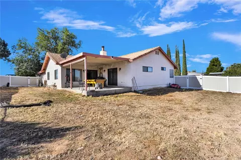 Exterior - 18146 Orange, Hesperia, CA 92345 photo 8 of 9