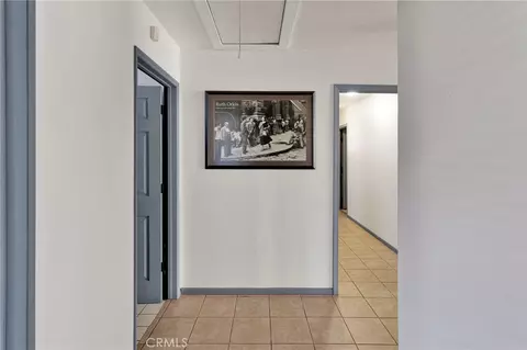 Entry Way - 18146 Orange, Hesperia, CA 92345 photo 1 of 3
