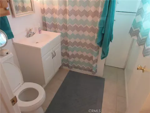 Bath - 1420 Coronado, Needles, CA 92363 photo 2 of 2