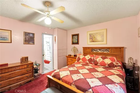 Bedroom - 16167 Chestnut, Hesperia, CA 92345 photo 3 of 3