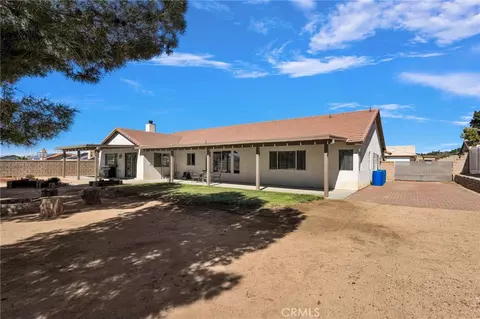 Exterior - 19649 Powhatan, Apple Valley, CA 92308 photo 9 of 10