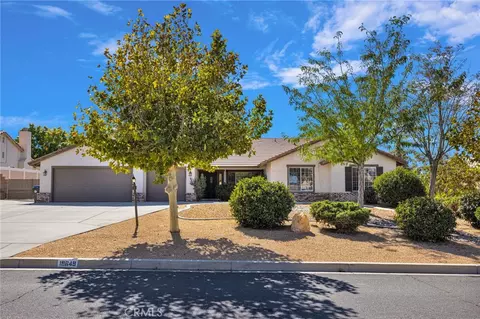 Exterior - 19649 Powhatan, Apple Valley, CA 92308 photo 2 of 10