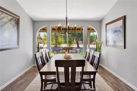 Dining - 19649 Powhatan, Apple Valley, CA 92308 photo 2 of 4
