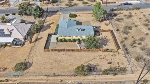 View/Area - 19203 Seneca Rd, Apple Valley, CA 92307 photo 6 of 10