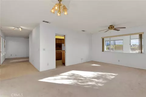 Living - 19203 Seneca Rd, Apple Valley, CA 92307 photo 2 of 9