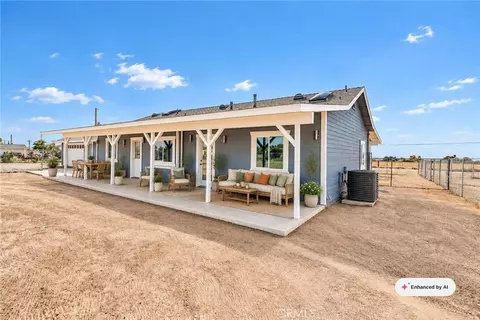 Exterior - 11765 Cottontail Ln, Apple Valley, CA 92308 photo 4 of 5
