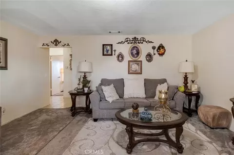 Living - 751 Higgins, Barstow, CA 92311 photo 4 of 4
