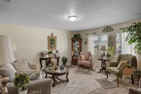 Living - 751 Higgins, Barstow, CA 92311 photo 1 of 4