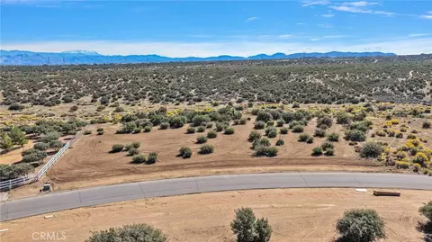 7977 Arrowhead, Phelan, CA 92371 photo 4