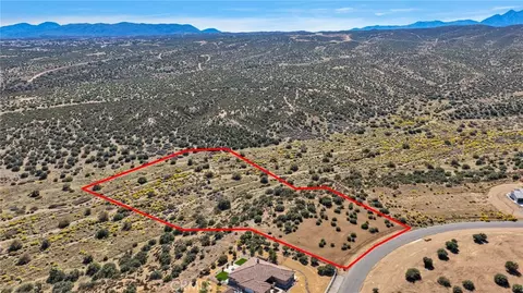 7977 Arrowhead, Phelan, CA 92371 photo 8