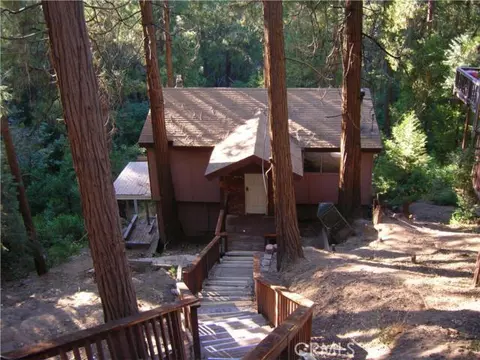24026 Altdorf, Crestline, CA 92325 photo 1