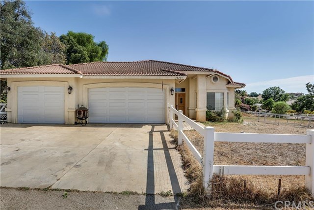 14285 Sunset Ridge Rd, Riverside, CA 92503 photo 1