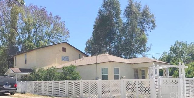 4431 Strong St, Riverside, CA 92501 photo 1